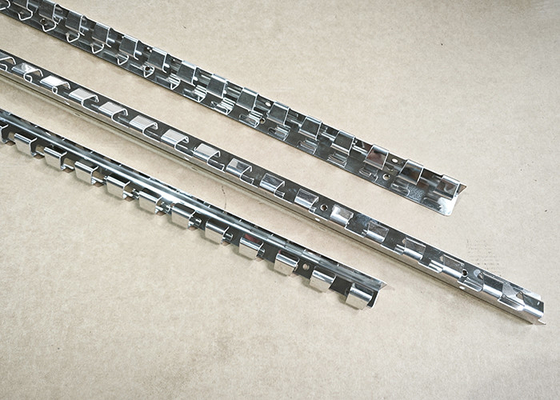 Metall, das Teile kompletten PVC-Streifen-Vorhang Kit With Hanging Rail stempelt