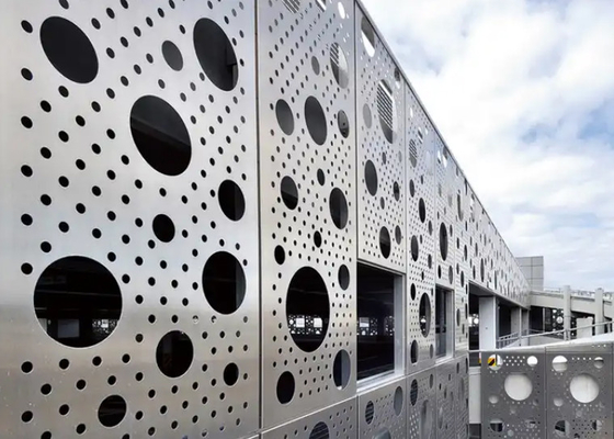 Dekorative Außen-Metallwandkunstplatten Lasergeschnitten Perforierten Metallplatten